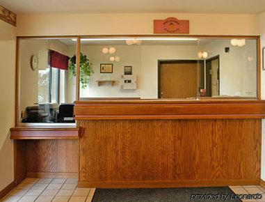 Super 8 By Wyndham Cloquet Hotel Interior photo